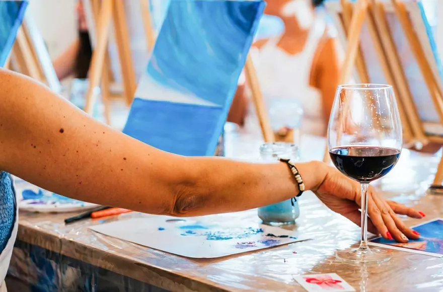 Wine & Paint